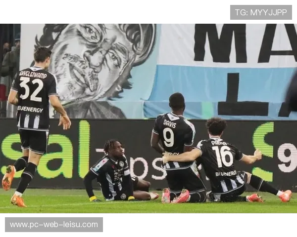 尤文vs那不勒斯半场战报：戴维门前推射先声夺人